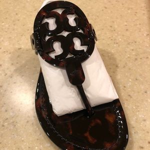 Tory Burch tortoiseshell sandals - New/Never Worn